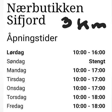 Romslig Naer Sjoen *